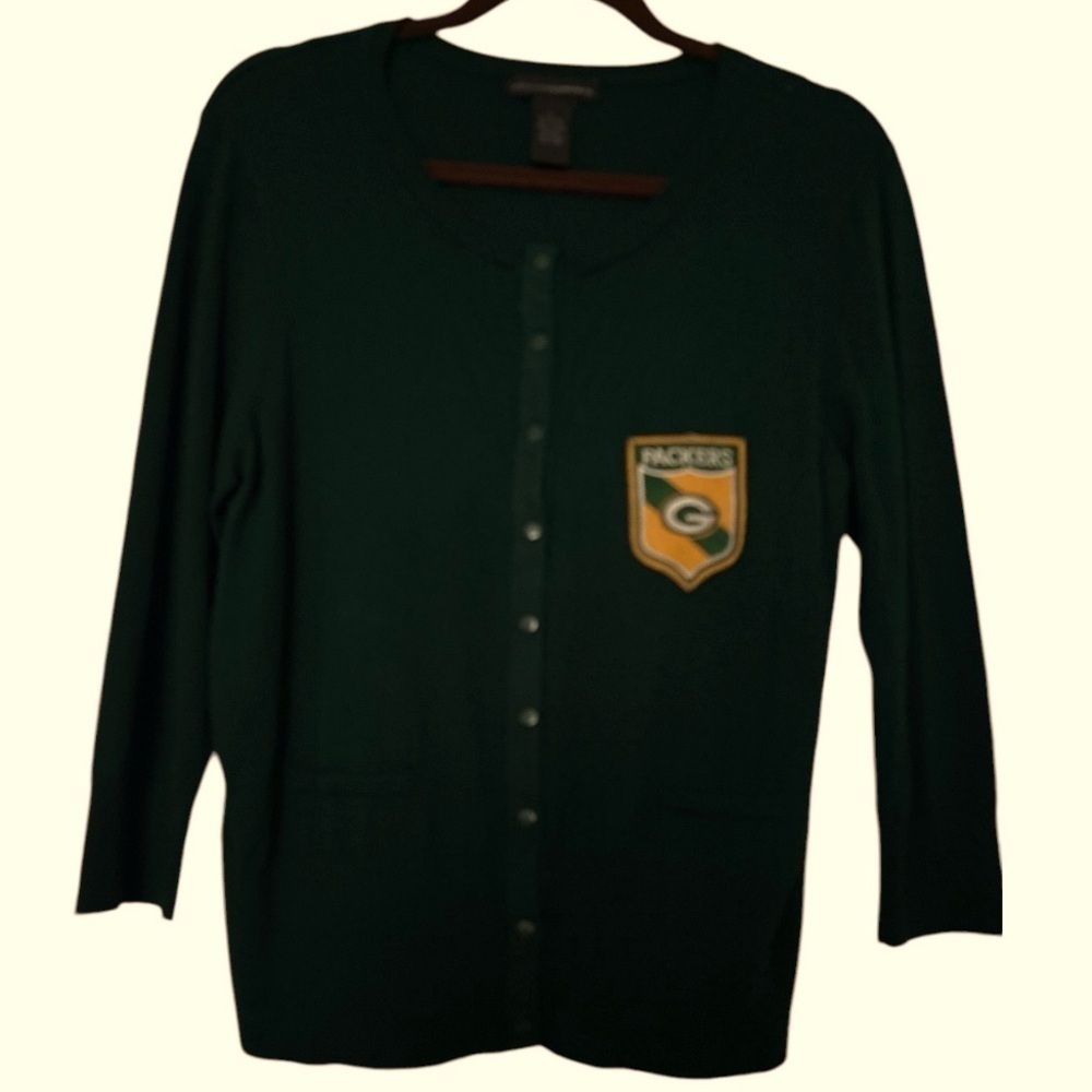Packers sweater/cardigan, Grace Elements Large, deep green , yellow emblem.